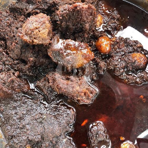 Randang Bakar Koto Tuo, Rendang Spesial yang Dimasak di Atas Bara Kayu Bakar
